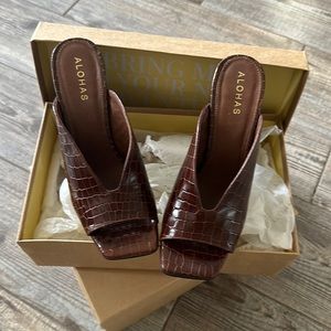 ALOHAS - FRENCHIE BROWN CROCO, heels size 38/7.5